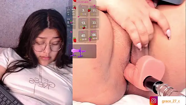 Snapshot of grace77__ chatting on 25, 5, 2026 grace77 online show from 25, 5, 2026