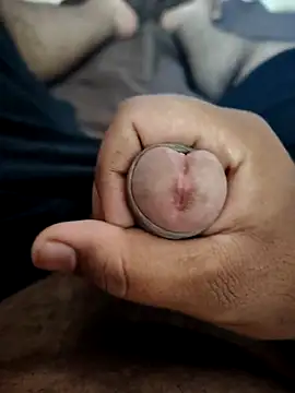 Snapshot of SplitPrestige19 chatting on 15, 10, 2025 SplitPrestige19 online show from 15, 10, 2025