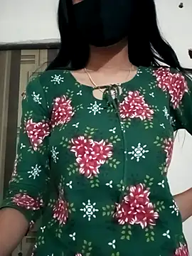 Snapshot of Raya-Moni chatting on 16, 11, 2025 Raya-Moni online show from 16, 11, 2025