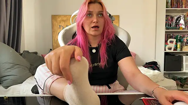 unicornsfeet online show from 19, 6, 2026