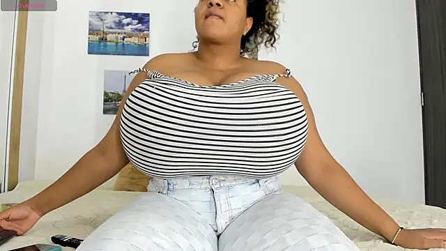 bigmom69  online show from 3, 11, 2025