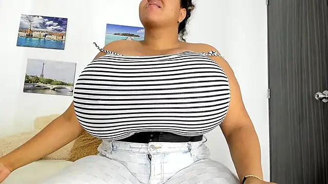 bigmom69  online show from 28, 10, 2025