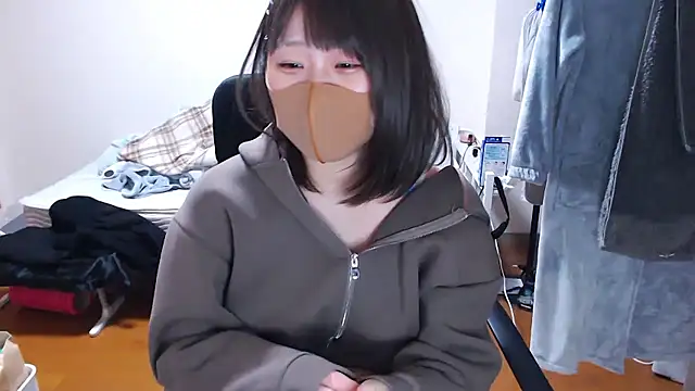 izumi  123 online show from 23, 2, 2026