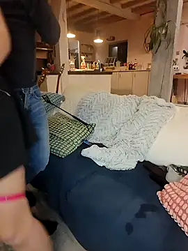 Jade Emeraud online show from 4, 2, 2025