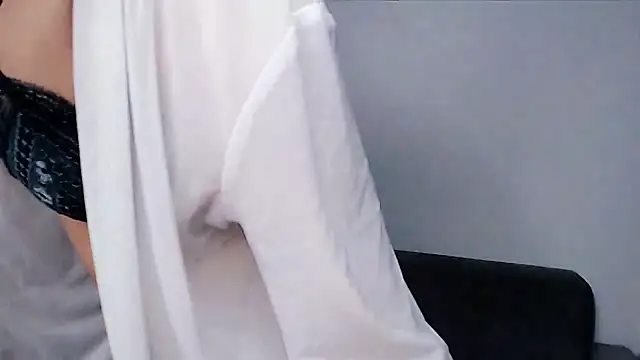 phuong-anh1709 online show from 14, 1, 2026