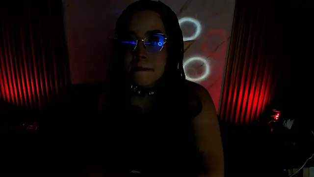 Emiilycollins online show from 12, 2, 2025