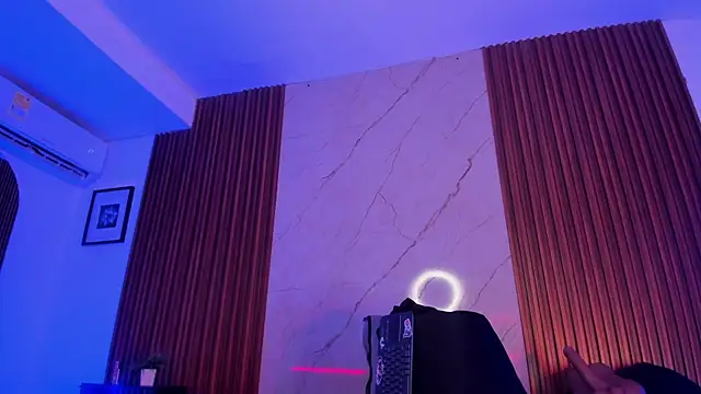 Emiilycollins online show from 23, 10, 2025