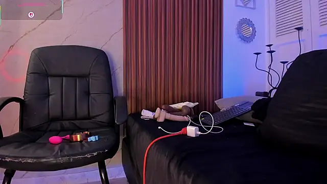 Emiilycollins online show from 3, 2, 2026