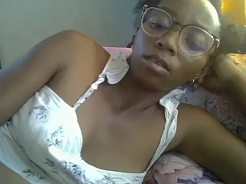 ElianeHot online show from 25, 3, 2026