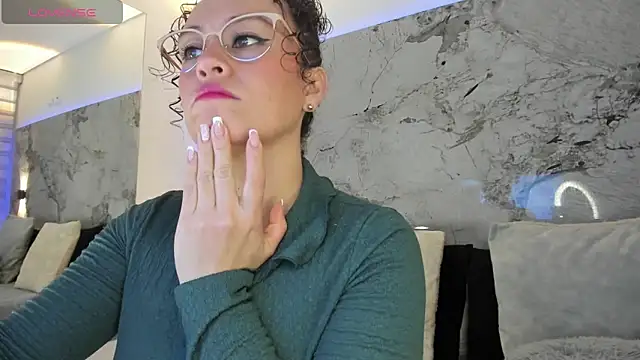 LIZ HOLMES online show from 20, 12, 2025