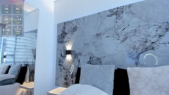 LIZ HOLMES online show from 27, 11, 2025