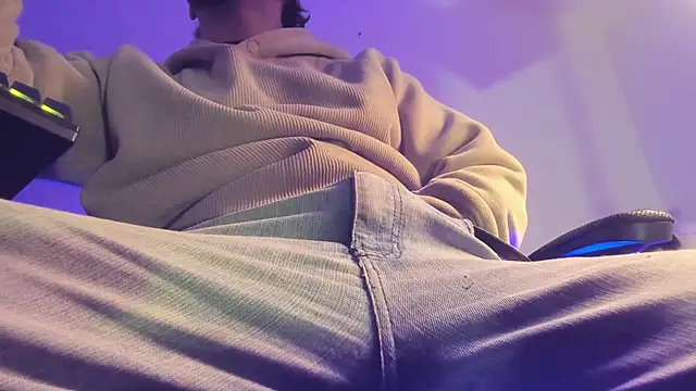 s sven03 online show from 4, 12, 2025