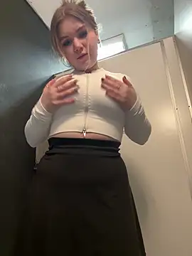 PumaShyXD online show from 11, 10, 2025