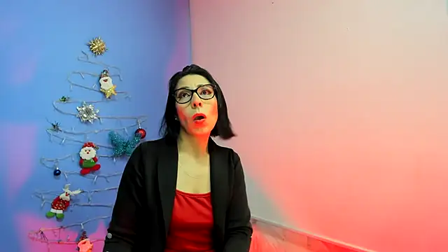 AdelleLennox cg online show from 12, 12, 2024