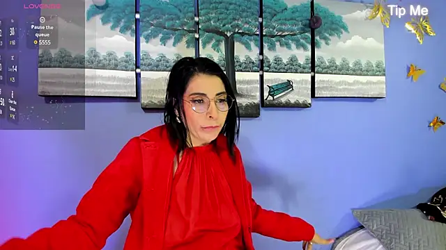 AdelleLennox cg online show from 23, 2, 2025