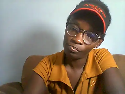 Snapshot of Sexy-BlackGold chatting on 1, 11, 2025 Sexy-BlackGold online show from 1, 11, 2025