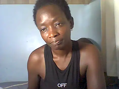 Snapshot of Sexy-BlackGold chatting on 3, 11, 2025 Sexy-BlackGold online show from 3, 11, 2025