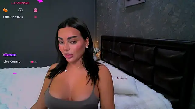 Snapshot of babyleilaa chatting on 9, 9, 2025 babyleilaa online show from 9, 9, 2025
