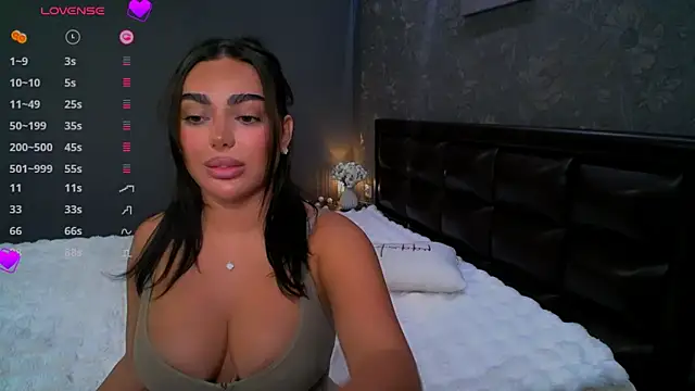 Snapshot of babyleilaa chatting on 17, 9, 2025 babyleilaa online show from 17, 9, 2025