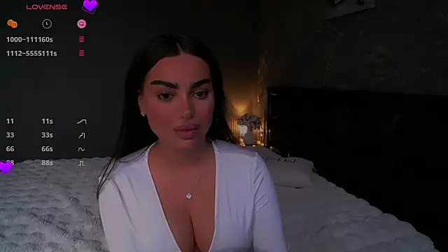 Snapshot of babyleilaa chatting on 6, 3, 2025 babyleilaa online show from 6, 3, 2025