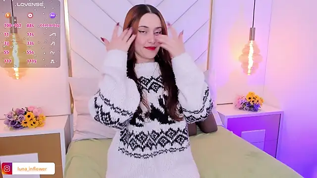 Snapshot of Flor_delunaa chatting on 6, 11, 2025 Flor delunaa online show from 6, 11, 2025