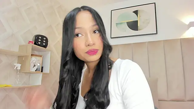 Anniie Queen online show from 15, 4, 2026