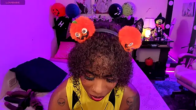 kary bunny3 online show from 11, 10, 2025