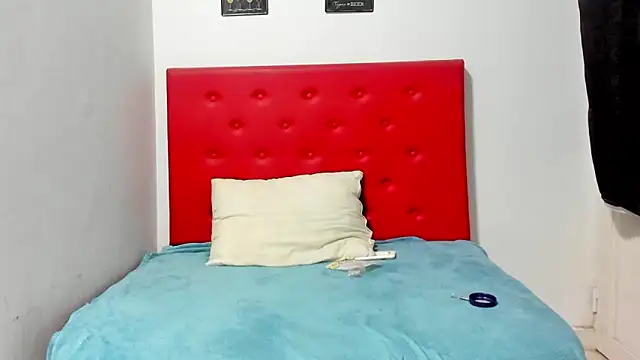 Snapshot of brenda_sofia2 chatting on 6, 3, 2025 brenda sofia2 online show from 6, 3, 2025