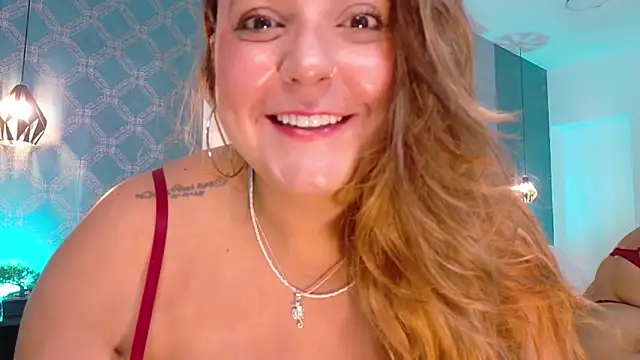 Snapshot of AmbarRoberts_ chatting on 11, 10, 2025 AmbarRoberts online show from 11, 10, 2025