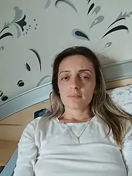 SophyGirl online show from 17, 5, 2026