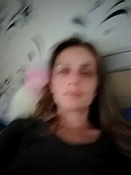 Snapshot of SophyGirl chatting on 8, 10, 2025 SophyGirl online show from 8, 10, 2025