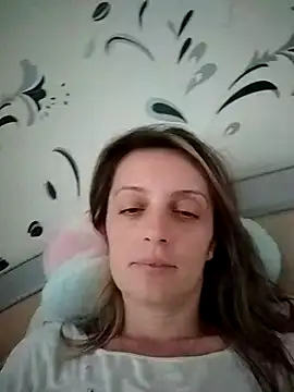 Snapshot of SophyGirl chatting on 13, 11, 2025 SophyGirl online show from 13, 11, 2025