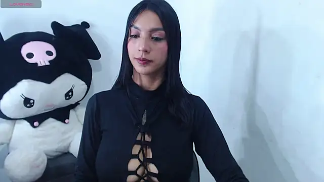 majabloom  online show from 11, 6, 2026