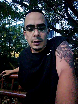 Snapshot of FeloBad chatting on 24, 5, 2026 FeloBad online show from 24, 5, 2026