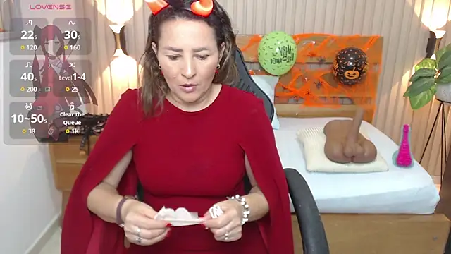 luciana ballesteros  online show from 31, 10, 2025