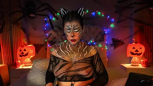 RamonaSimons online show from 30, 10, 2025