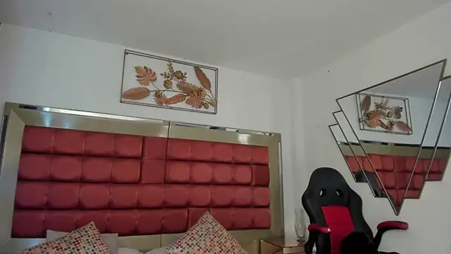 FaloonRoussel online show from 5, 4, 2026