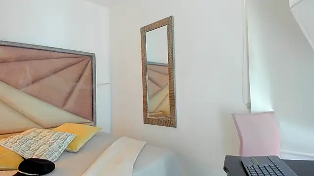 FaloonRoussel online show from 13, 1, 2026