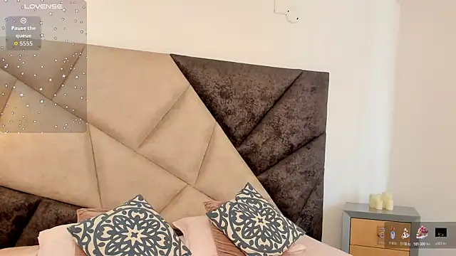 FaloonRoussel online show from 18, 11, 2025