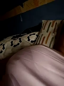 poussychats online show from 8, 1, 2025