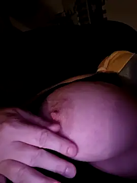 poussychats online show from 23, 2, 2025