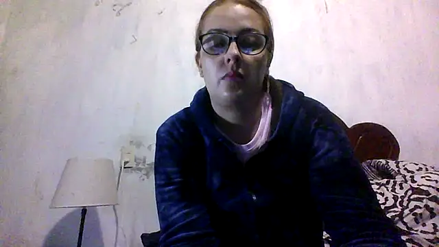 Samanthat33 online show from 24, 9, 2025