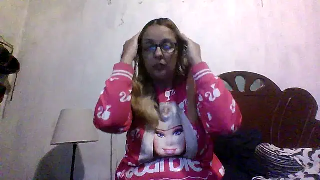 Samanthat33 online show from 15, 11, 2025