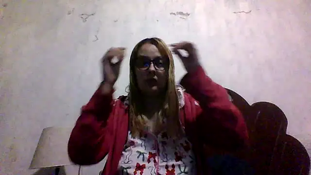 Samanthat33 online show from 24, 4, 2026