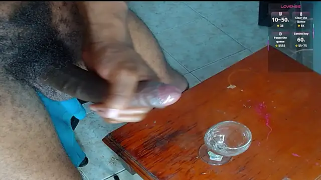 Snapshot of break9inch chatting on 8, 11, 2025 break9inch online show from 8, 11, 2025