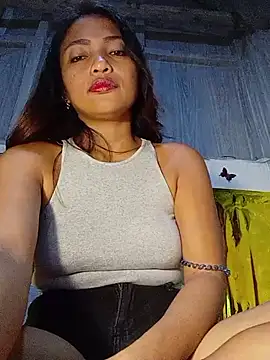 Snapshot of prettybella4u chatting on 15, 6, 2026 prettybella4u online show from 15, 6, 2026