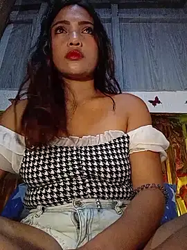 Snapshot of prettybella4u chatting on 14, 6, 2026 prettybella4u online show from 14, 6, 2026