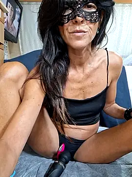 EmySkinny85 online show from 28, 9, 2025