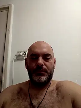 Snapshot of BartalesDaddy chatting on 19, 1, 2025 BartalesDaddy online show from 19, 1, 2025