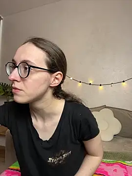 MartiniiSelenna online show from 7, 5, 2026